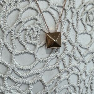 Roberto Coín 18k Pyramid Stud Pendant Necklace